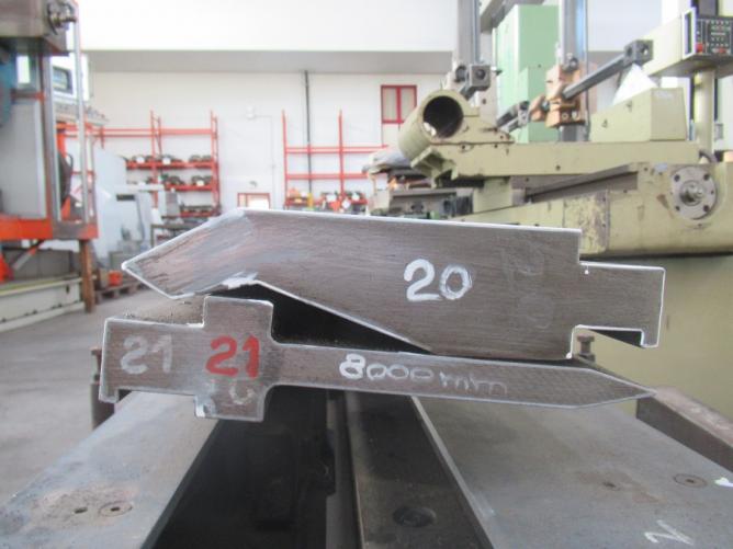 PRISMI E LAME PRESS BRAKE DIES